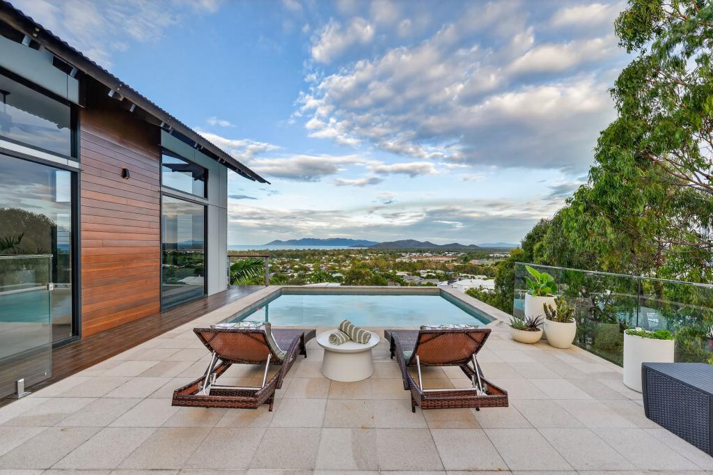 3 Bray Ct, Bushland Beach, QLD 4818