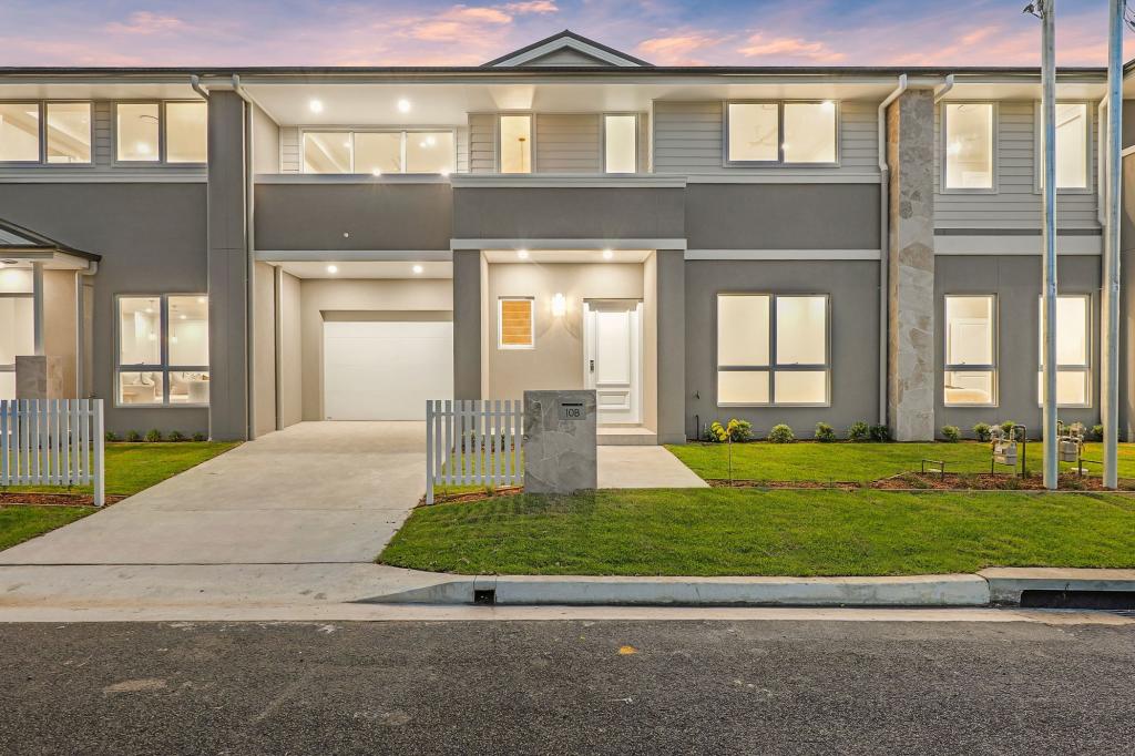 10 A-D Conrad St, Richmond, NSW 2753