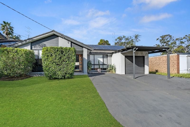 67 Mckellar Bvd, Blue Haven, NSW 2262