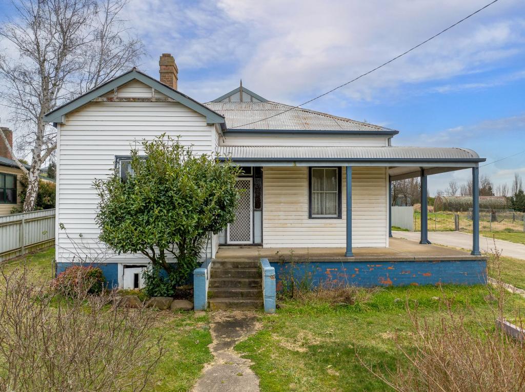 43 Hill St, Blayney, NSW 2799