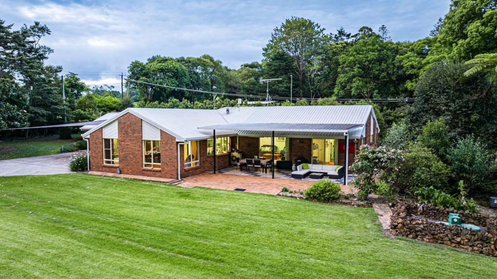 53 Mccarthy Rd, Maleny, QLD 4552