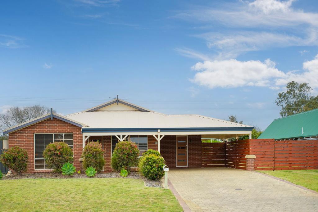 32 Seattle Ct, Quindalup, WA 6281