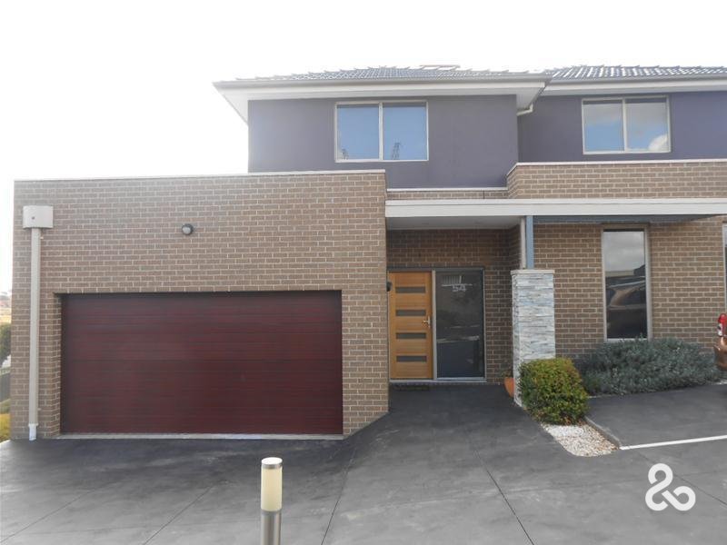 54 SERENITY WAY, SOUTH MORANG, VIC 3752