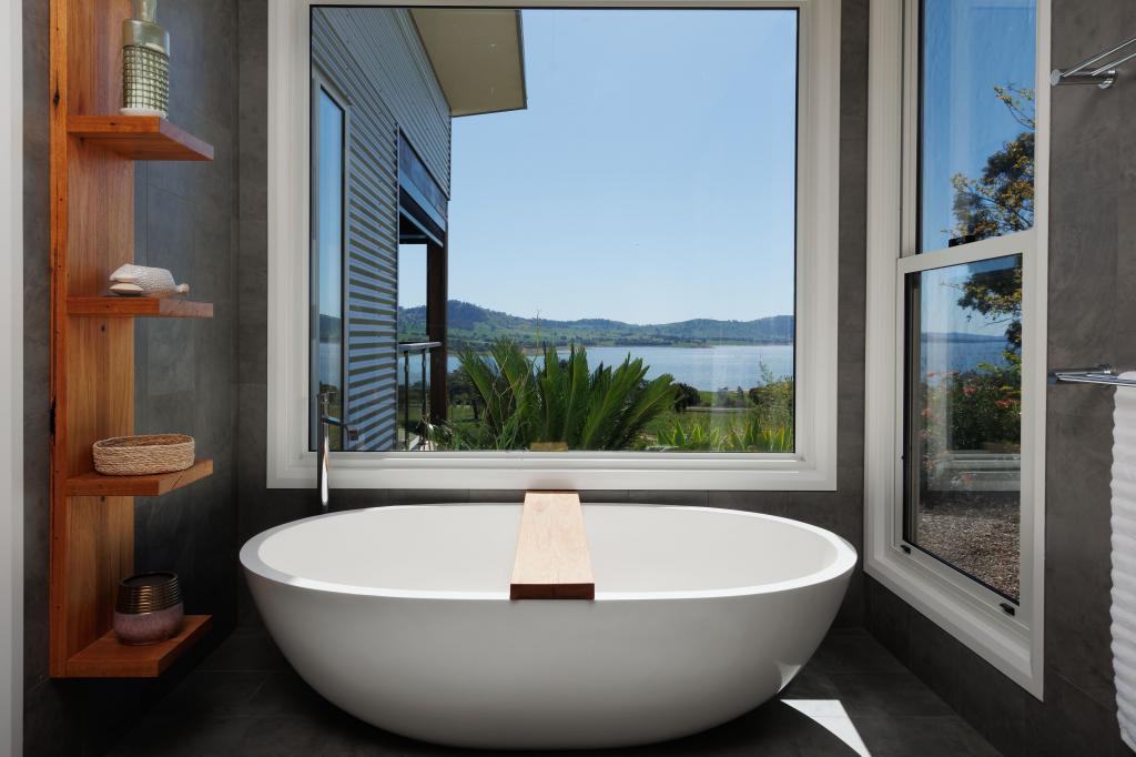 1407 Murray Valley Hwy, Huon, VIC 3695