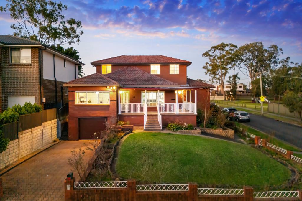 38 LYLE ST, GIRRAWEEN, NSW 2145