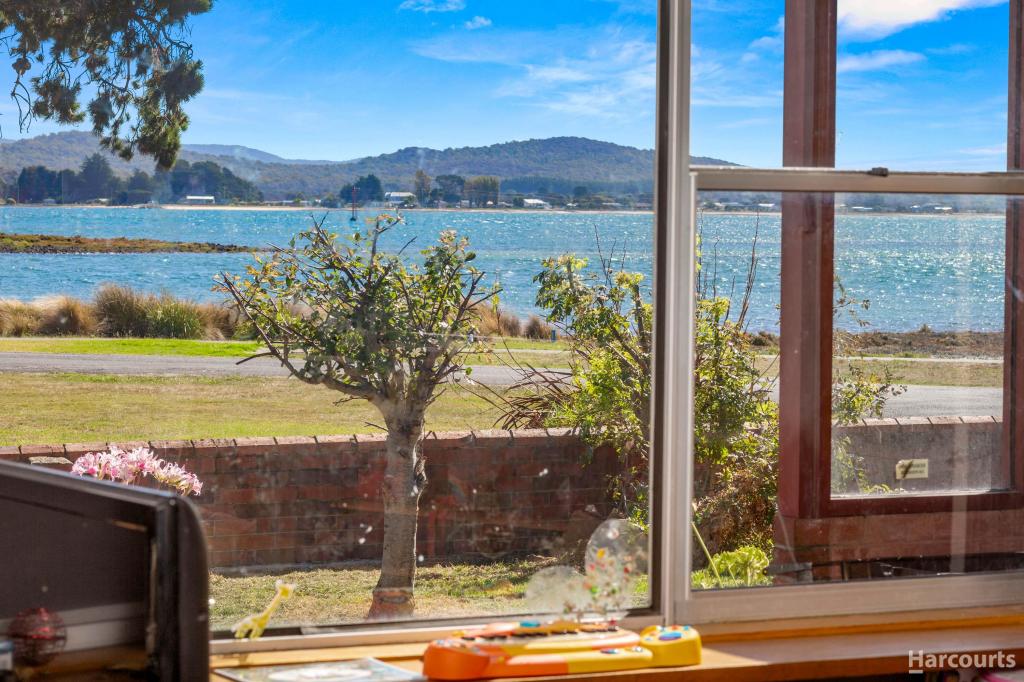 33 Esplanade North, George Town, TAS 7253