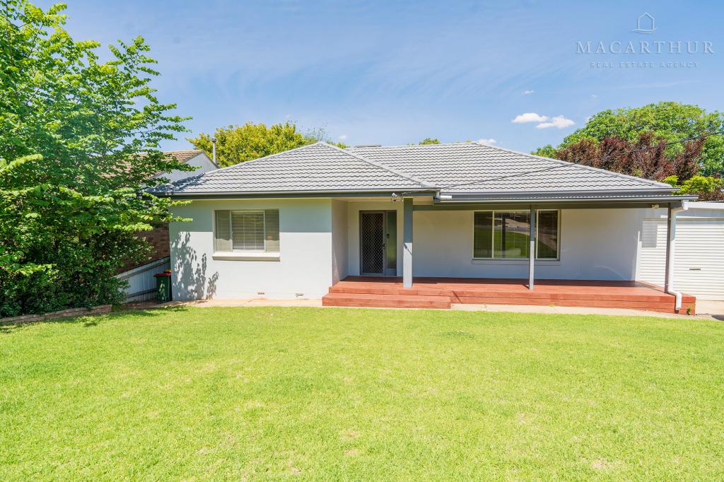 79 Meadow St, Kooringal, NSW 2650