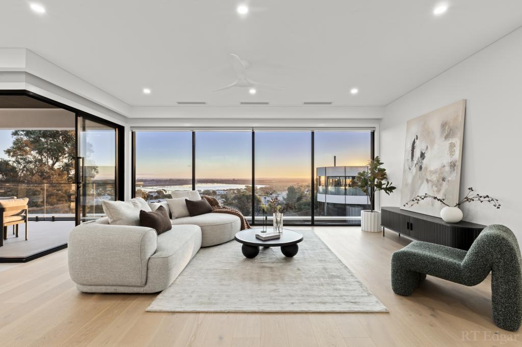 17 Newcomb St, Ocean Grove, VIC 3226