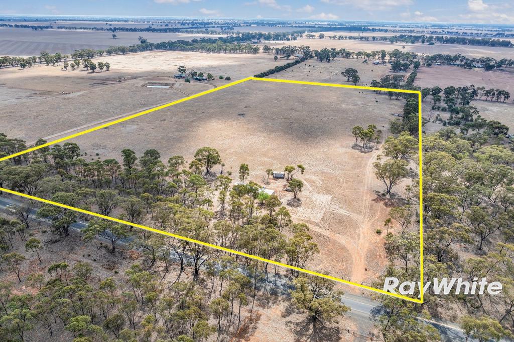 1898 Elmore-Raywood Rd, Kamarooka, VIC 3570