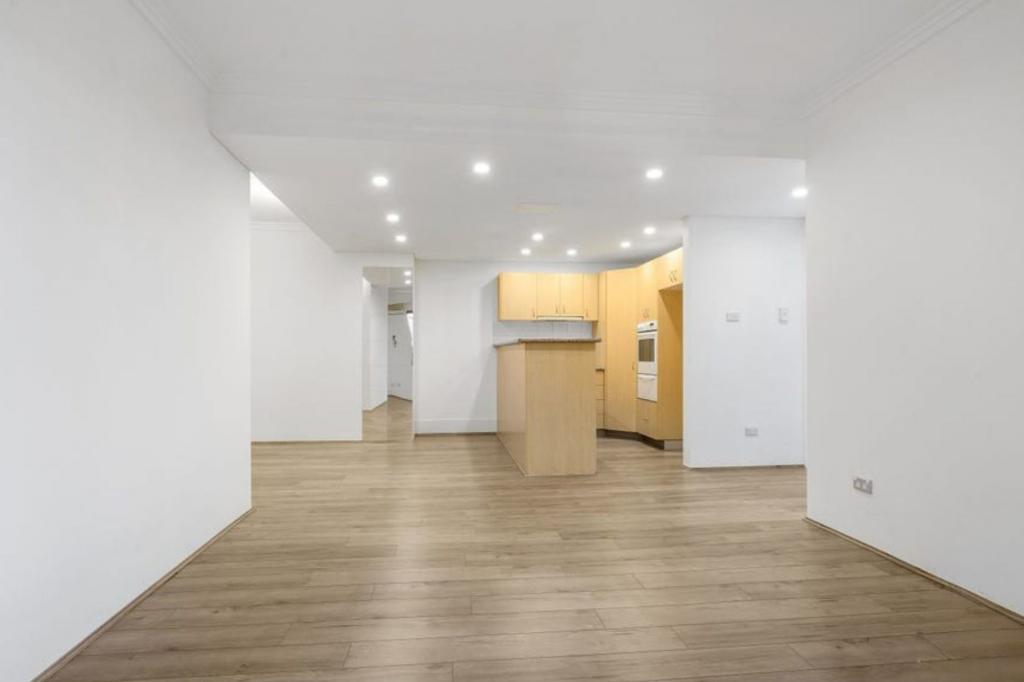 11/22-24 Goulburn St, Liverpool, NSW 2170