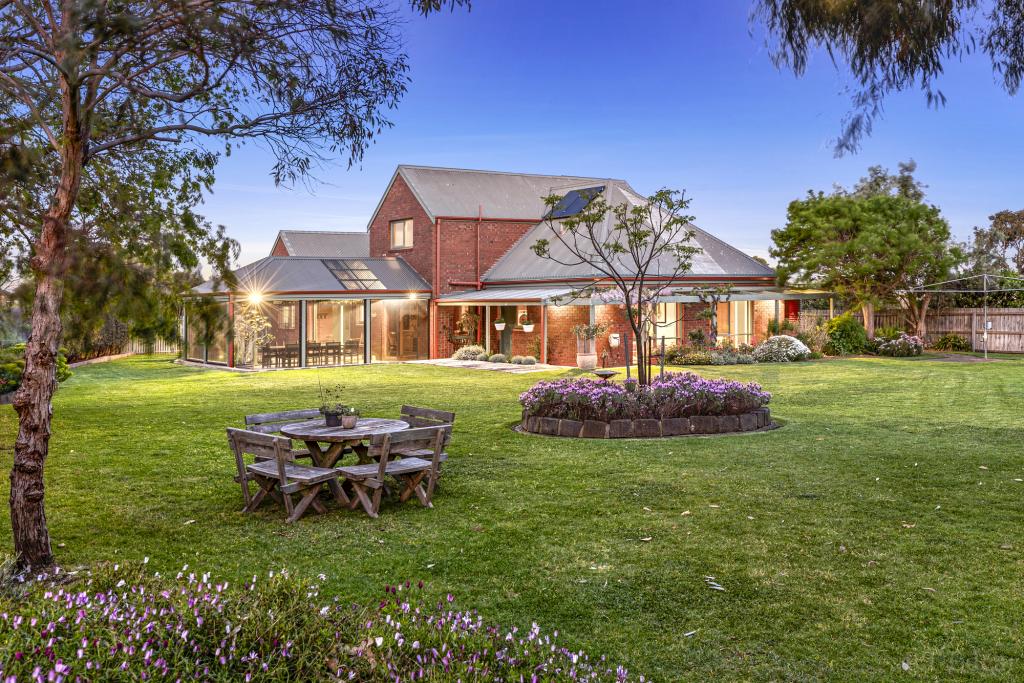 3 KINGSTON CL, OCEAN GROVE, VIC 3226