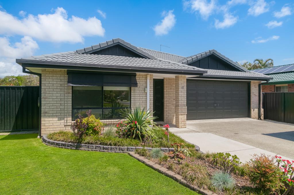 6 Stradbroke Dr, Tweed Heads South, NSW 2486