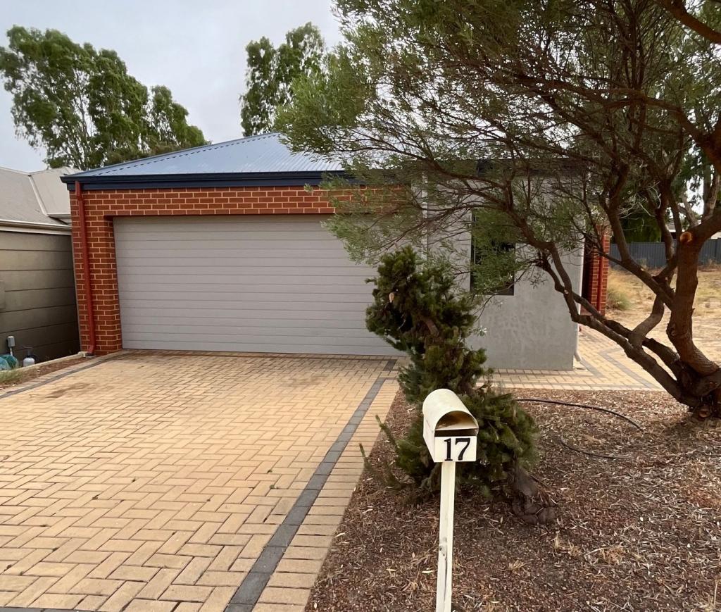 17 Banksia Cres, Boddington, WA 6390