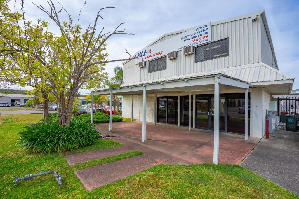 1/3 SKYLINE WAY, GATESHEAD, NSW 2290