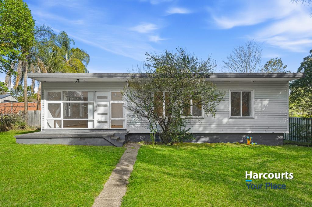 13 Dampier Pl, Whalan, NSW 2770