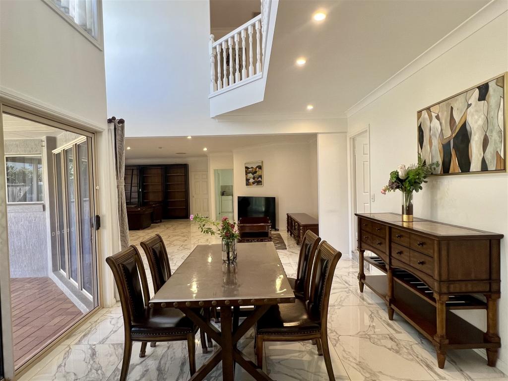102 The Ave, Sunnybank Hills, QLD 4109