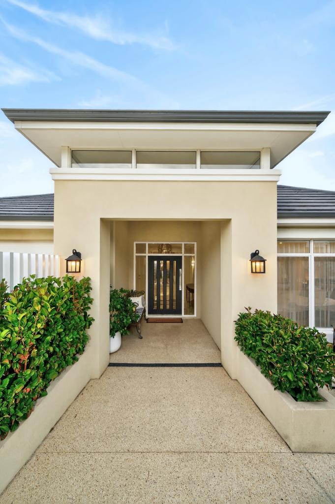 46 Woodlands St, Woodlands, WA 6018