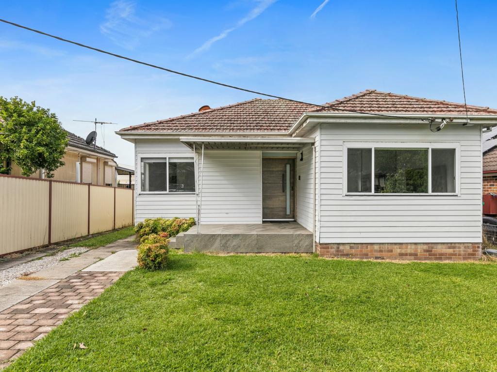24 Wales St, Greenacre, NSW 2190