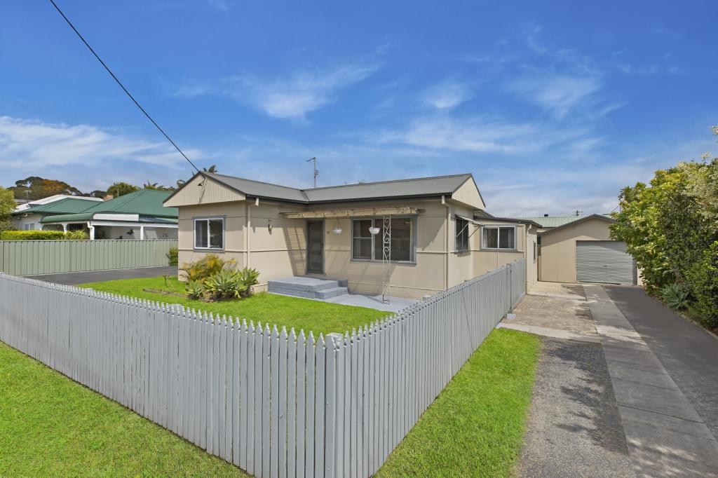 19 Carrington Ave, Woy Woy, NSW 2256