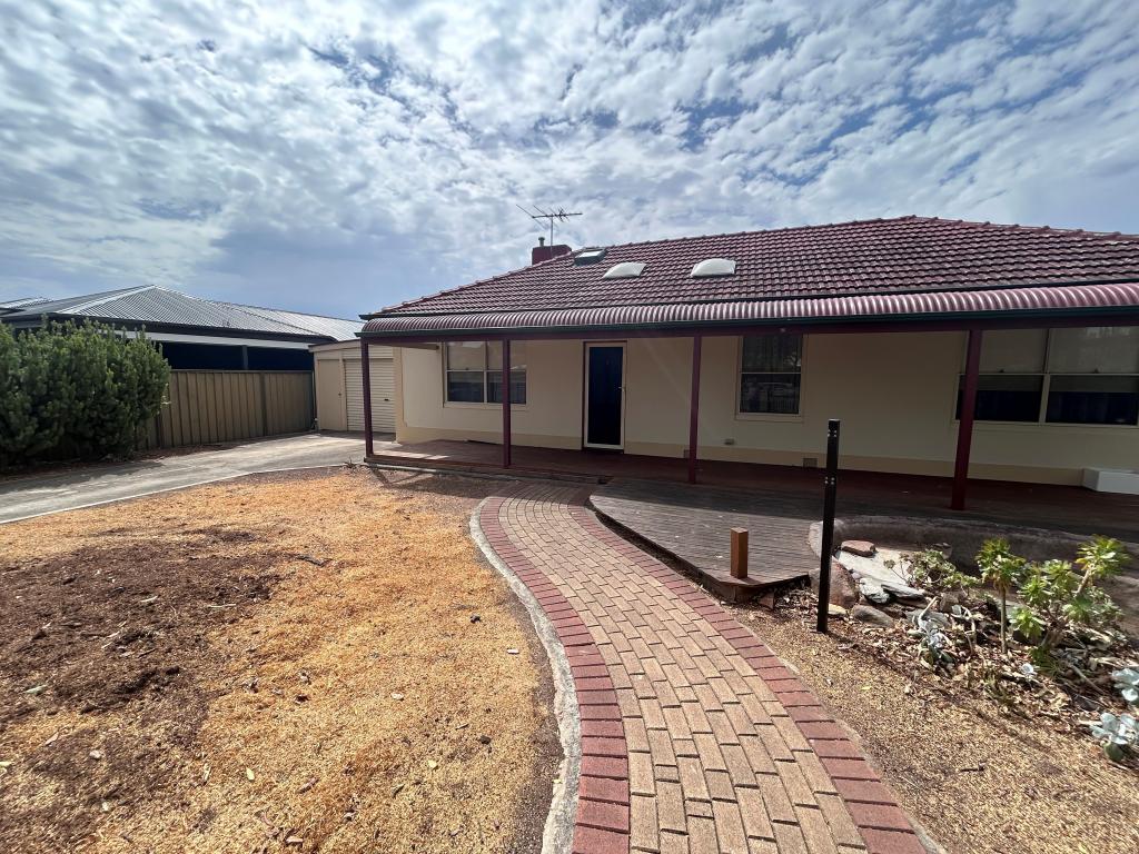 9 Elm Gr, Oaklands Park, SA 5046