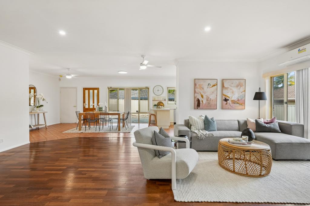 8 Fernleigh Ave, Korora, NSW 2450