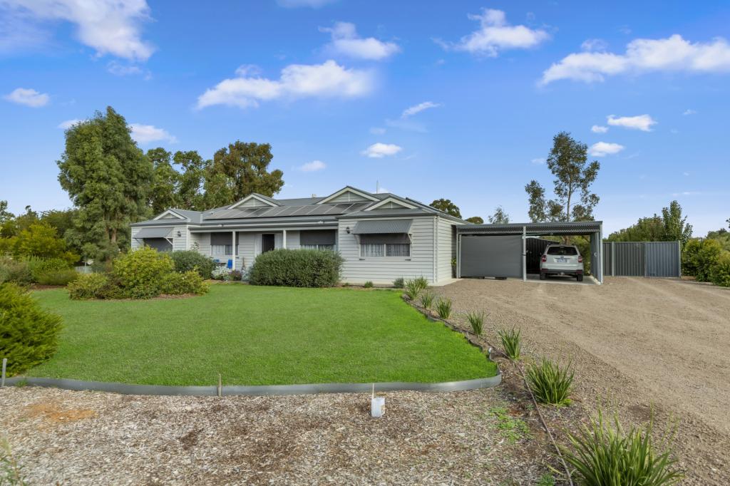 18 Inglewood Rd, Bridgewater On Loddon, VIC 3516