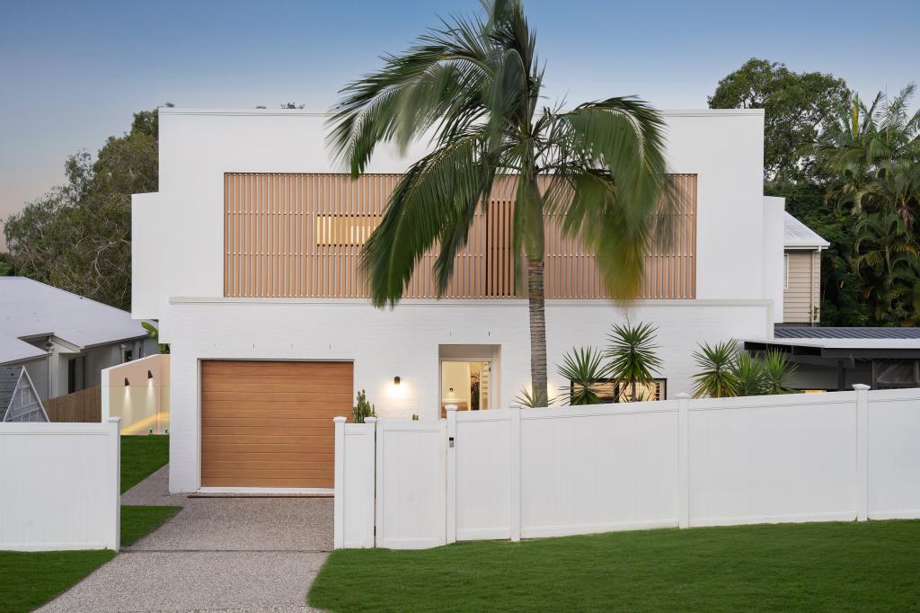 1 Beryl Tce, Mount Coolum, QLD 4573