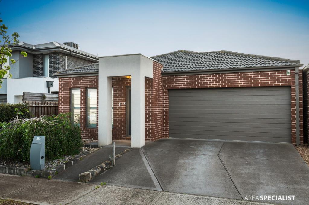 18 Morgan Cres, Werribee, VIC 3030