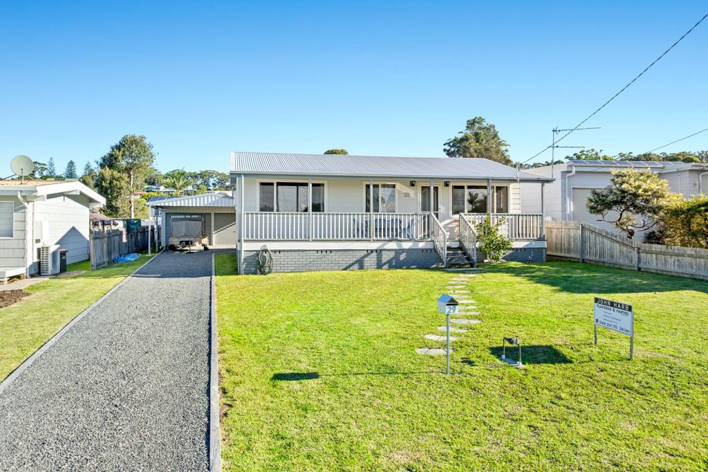29 Meakin St, Tuross Head, NSW 2537