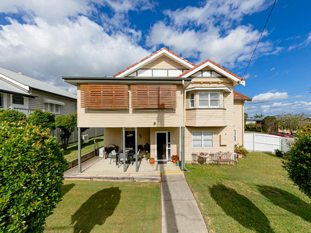1 Eleventh Ave, Kedron, QLD 4031