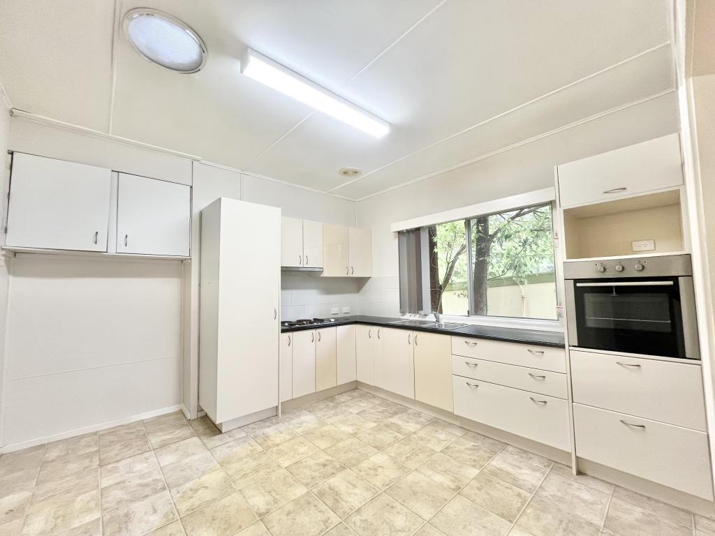 6 Thompson Pl, Nelson Bay, NSW 2315