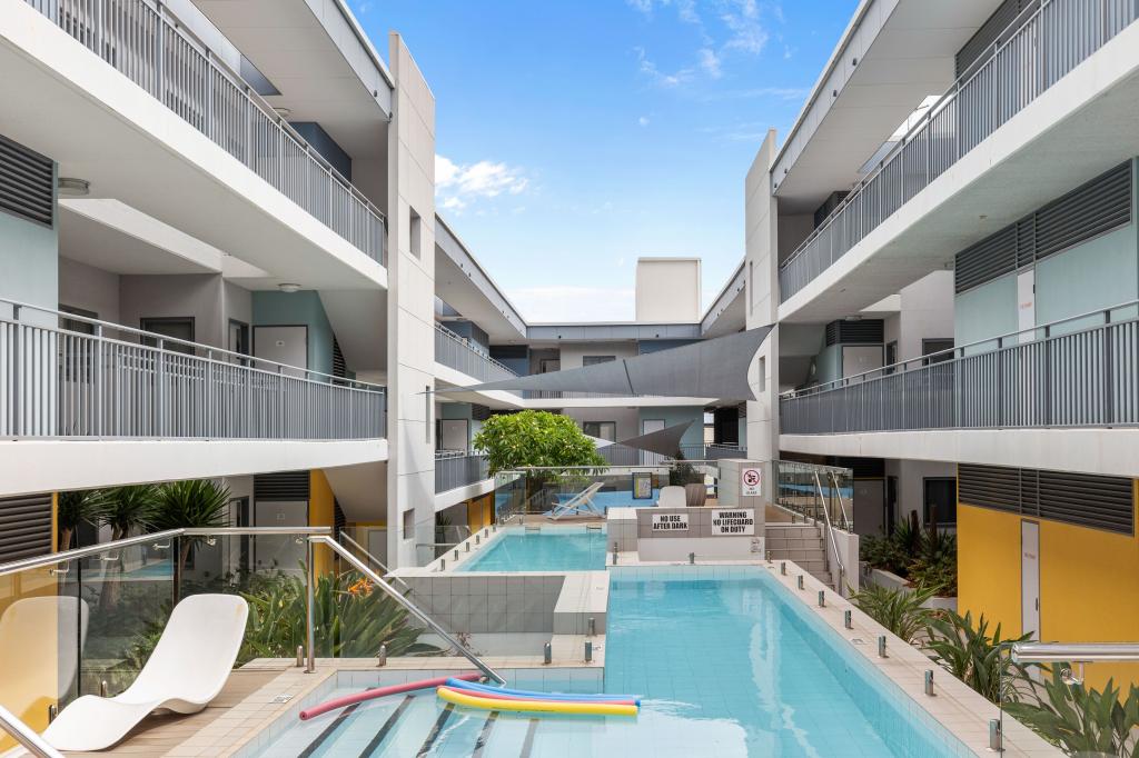 11/23 Junction Bvd, Cockburn Central, WA 6164