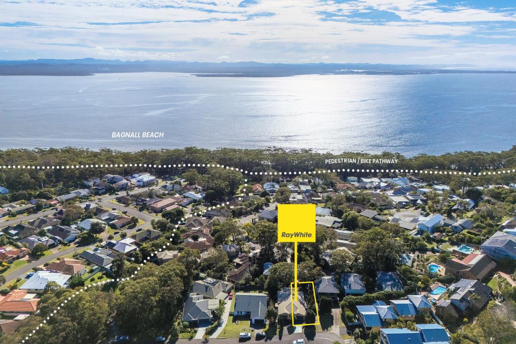 19a Trumpeter Cct, Corlette, NSW 2315