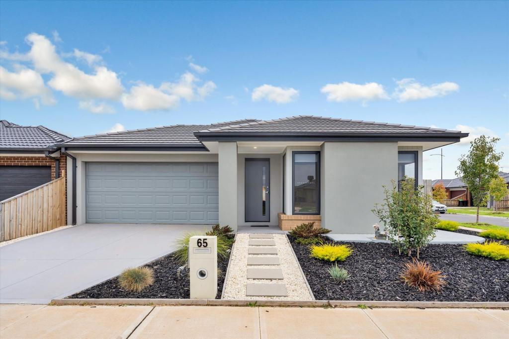 65 Elpis Rd, Weir Views, VIC 3338