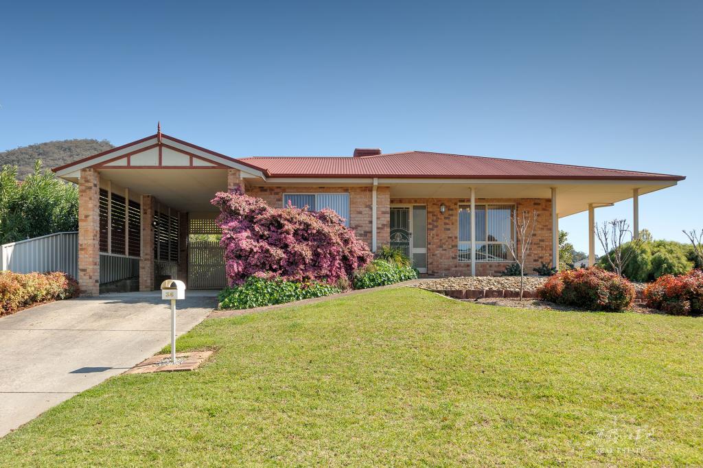 36 Willoughby Ave, West Wodonga, VIC 3690