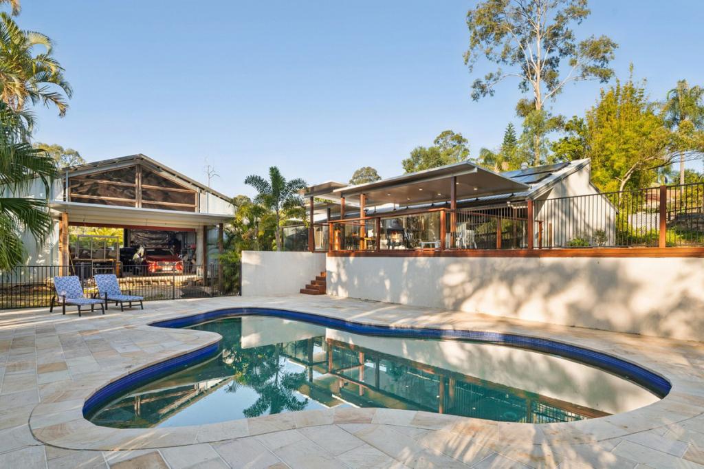 1 Baileys Rd, Tallai, QLD 4213