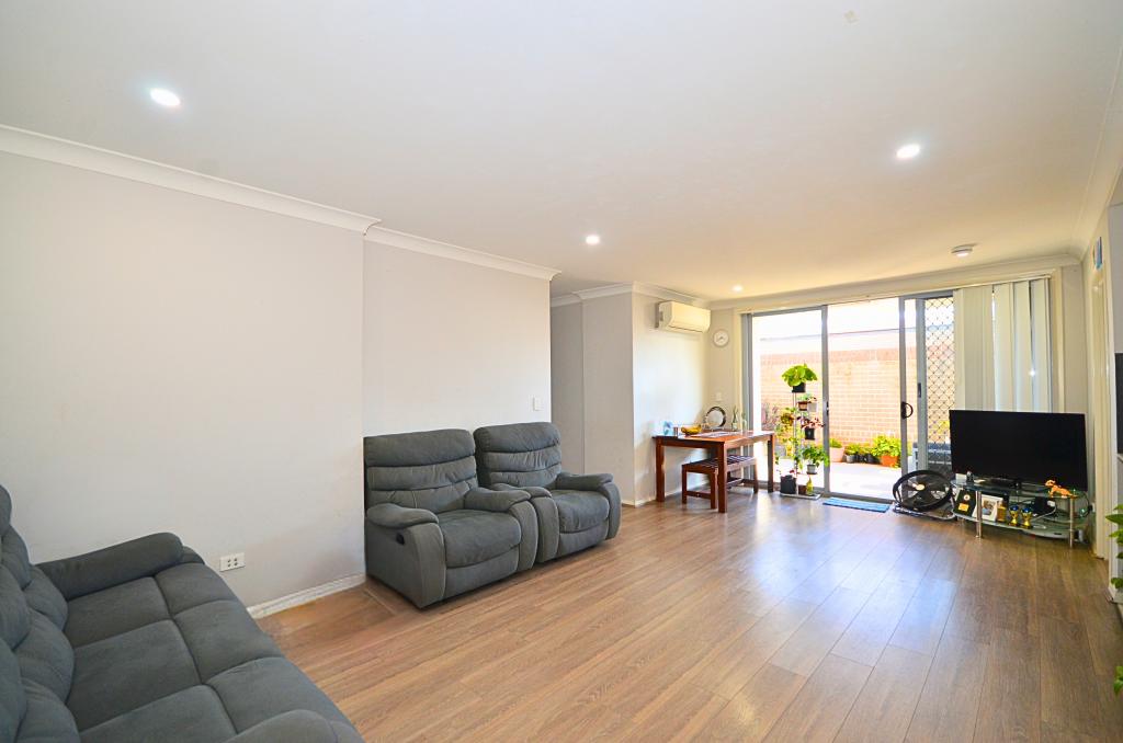 107/19 Aurelia St, Toongabbie, NSW 2146