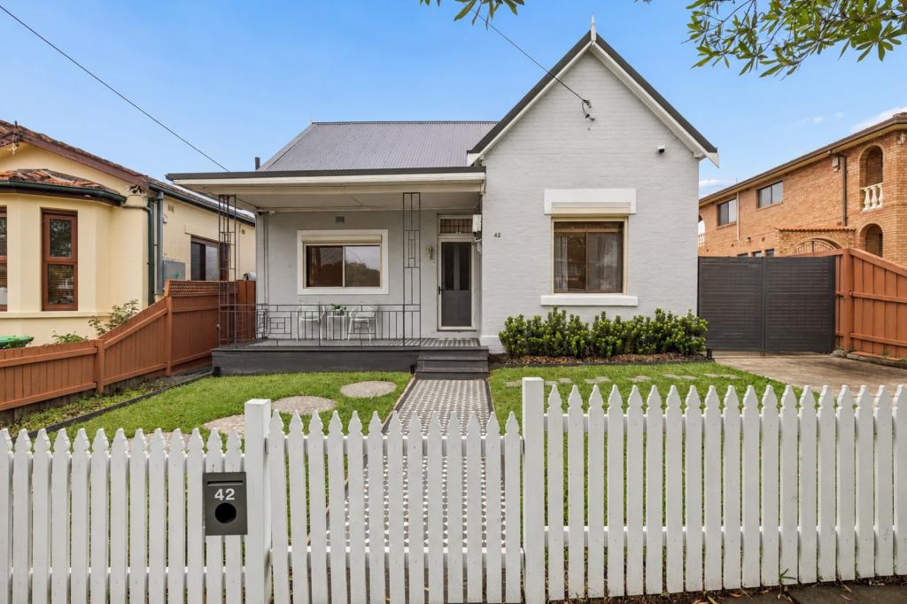 42 Robinson St, Croydon, NSW 2132