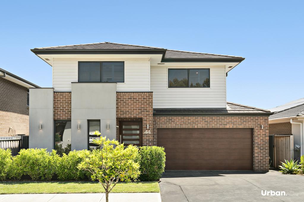 44 Coronato Pde, Colebee, NSW 2761