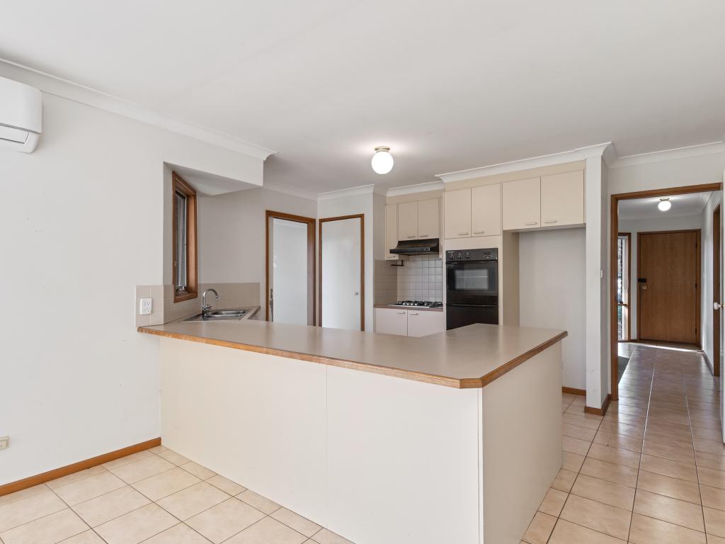 13 PEARTREE PL, KNOXFIELD, VIC 3180
