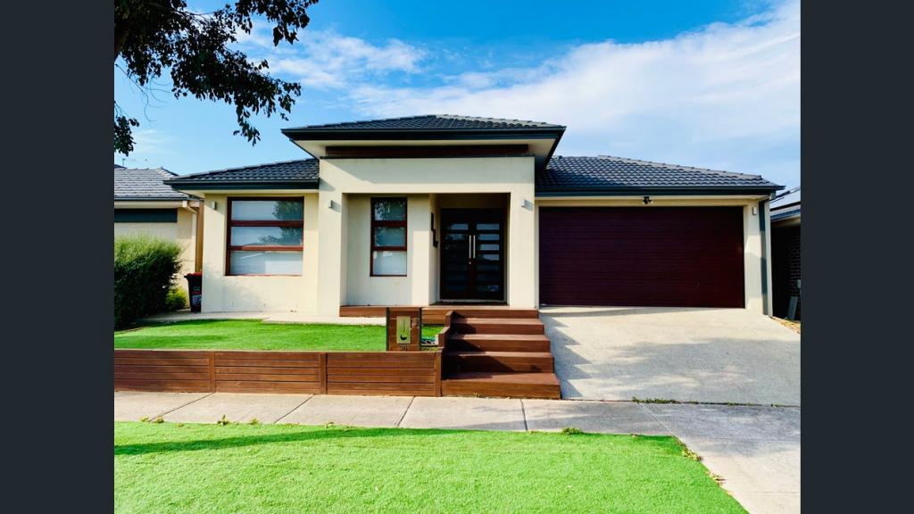30 MONTPELLIER CRES, CRAIGIEBURN, VIC 3064