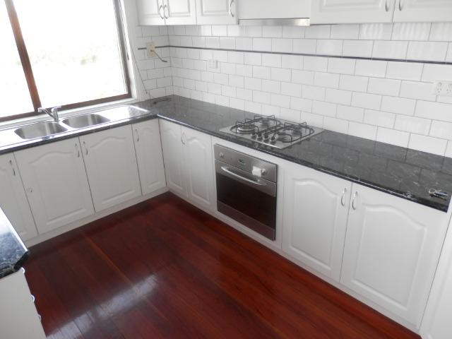 16b Karin Cres, Glenroy, VIC 3046