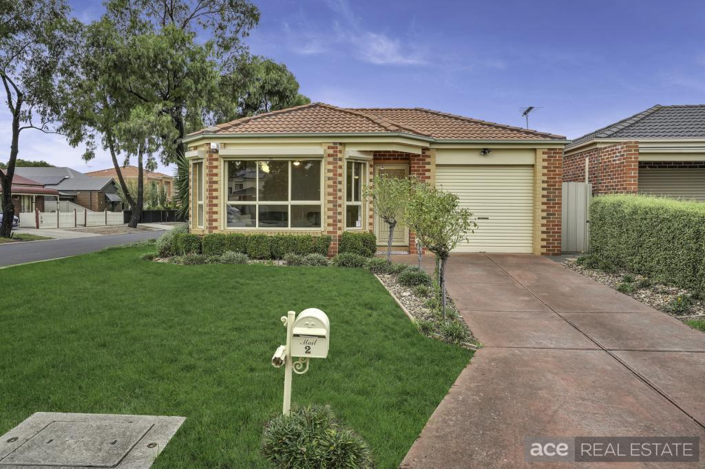 2 MACEDON CL, CAROLINE SPRINGS, VIC 3023