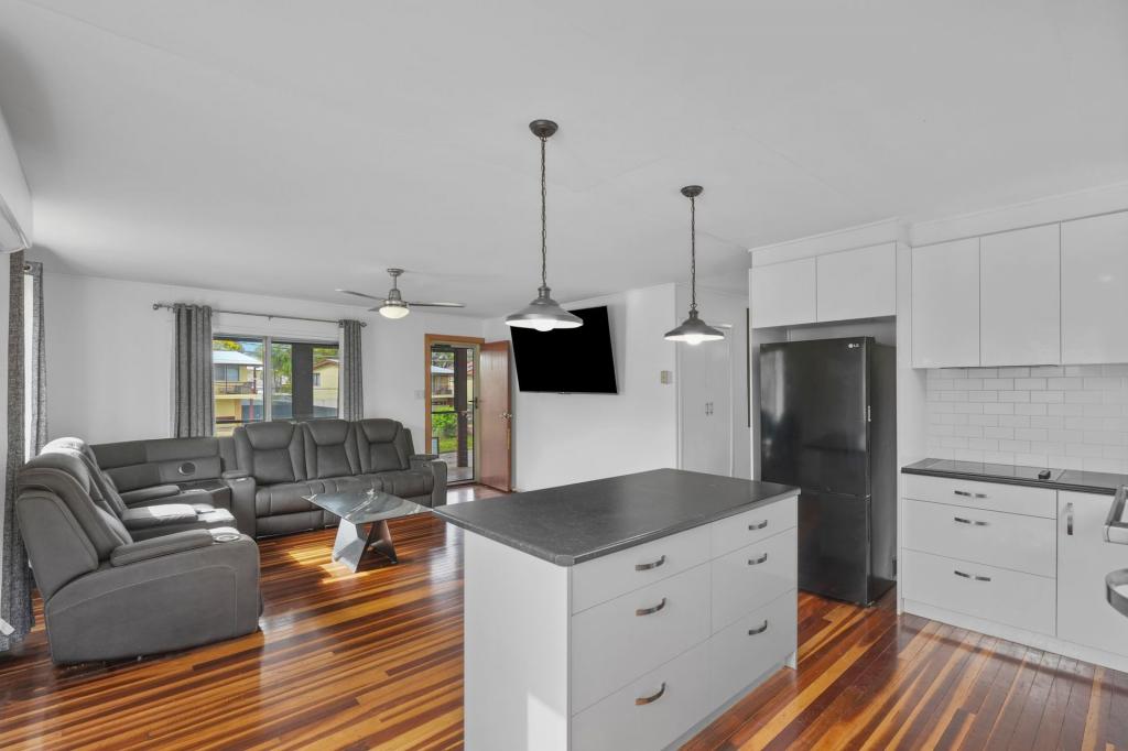 8 Mahogany St, Raceview, QLD 4305