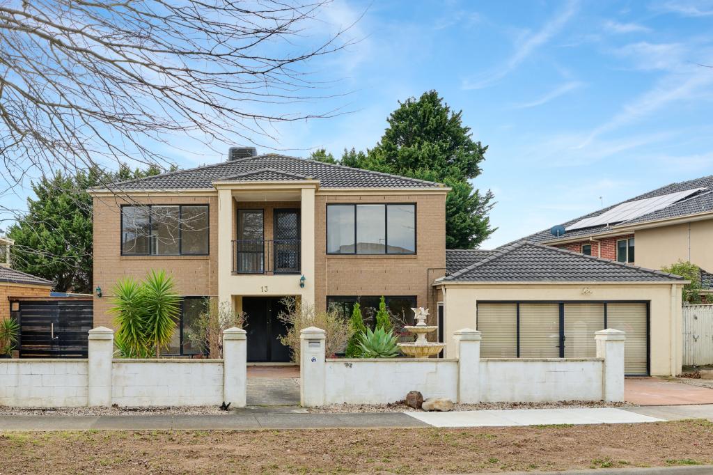 13 RIVERGUM RISE, HAMPTON PARK, VIC 3976