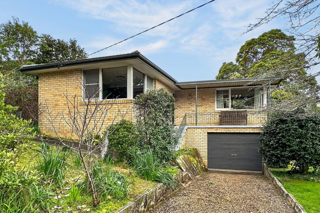 33 Lewin St, Springwood, NSW 2777
