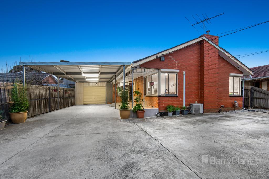 1 Maple Cres, St Albans, VIC 3021