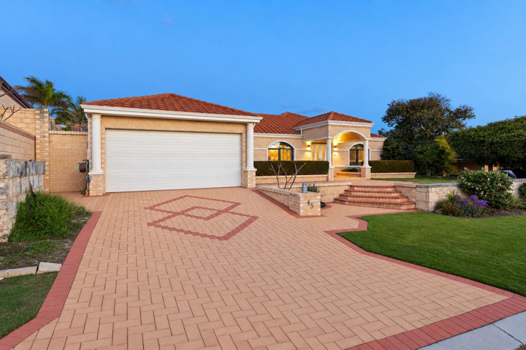 45 Whitecliffe Sq, Iluka, WA 6028
