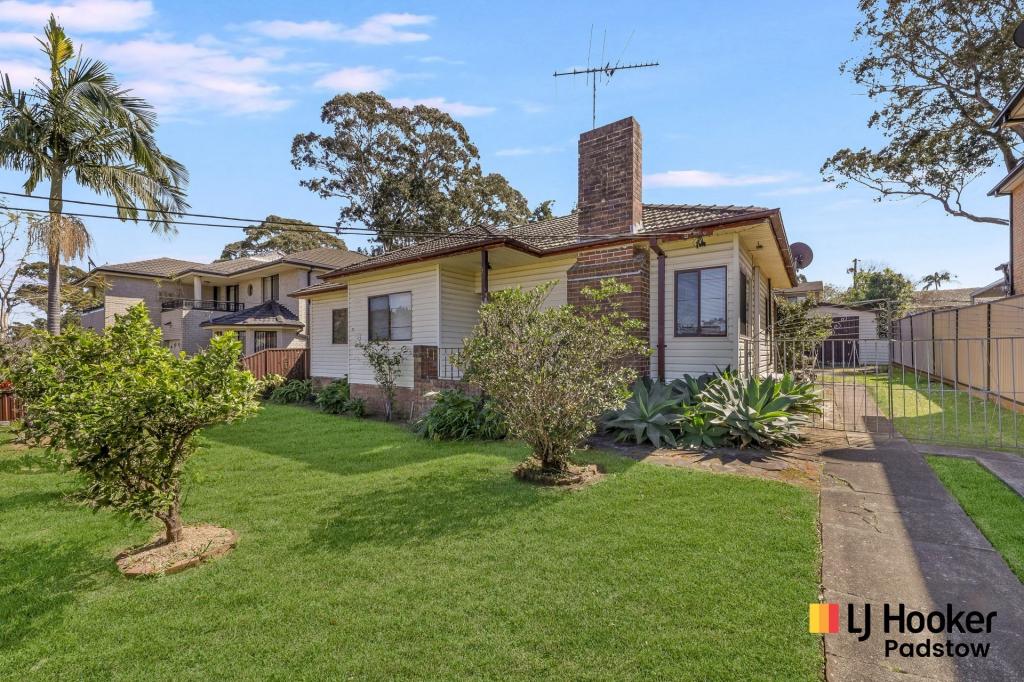 12 Buckley Ave, Revesby, NSW 2212