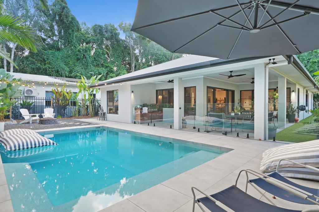 10/109 Upolu Esp, Palm Cove, QLD 4879